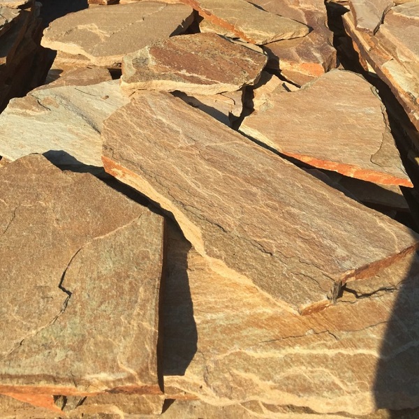 картинка Камень для дорожек Златолит от интернет-магазина природного камня "Аквилон"