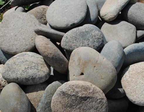 картинка Плоская галька блинчик от интернет-магазина природного камня "Аквилон"