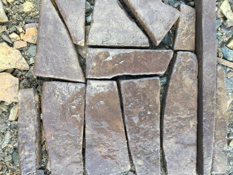 картинка Горбушка шоколадная галтованная от интернет-магазина природного камня "Аквилон"