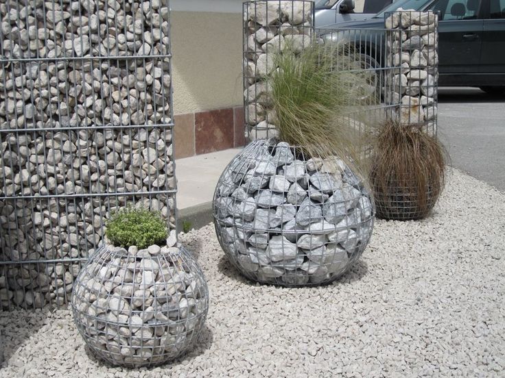 картинка Клумба из габиона, декоративная клумба от интернет-магазина природного камня "Аквилон"