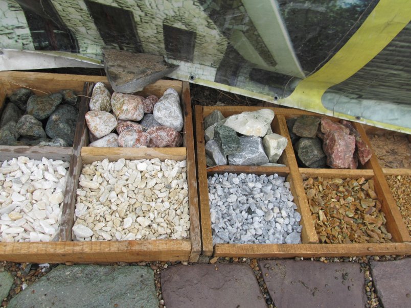 картинка Серая мраморная крошка Грозовая осень от интернет-магазина природного камня "Аквилон"